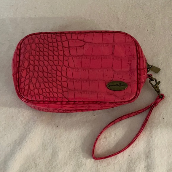 Samantha Brown Handbags - Samantha Brown cool-it caddy approximately 10” by 5” by 2”.  Like new condition.